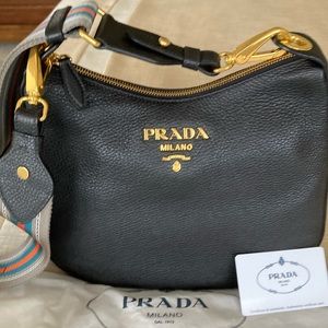 Prada Vitello Phoenix Hobo Bag. Never worn in perfect condition.